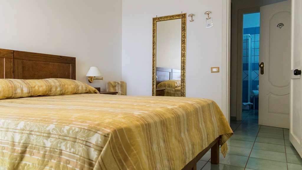 Hotel Baia Palinuro Room photo